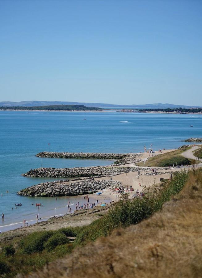 Hotel Bertie-By-The-Sea At Hoburne Naish Highcliffe Exterior foto
